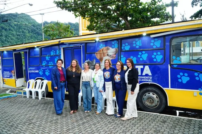 Fundo Social recebe doação de 215 peças de roupas infantis novas da Associação Comercial de São Sebastião