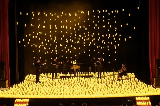 Teatro Municipal de São Sebastião recebe o espetáculo ‘Starlight Concert – Coldplay x Queen’