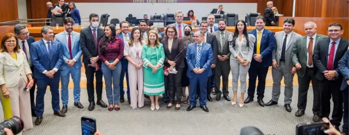 Catulé Júnior é empossado no cargo de Terceiro Vice-Presidente da Mesa Diretora