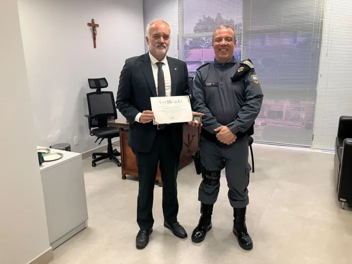 Comandante-geral visita Vara da Auditoria Militar e Fórum Criminal de Vitória
