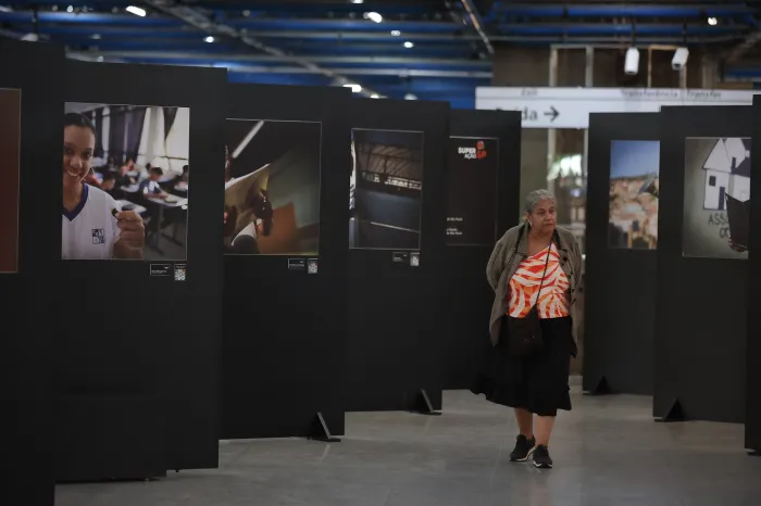 Veja imagens da exposição ‘Retratos de Superação: do Sonho à Realização’ na estação Palmeiras-Barra Funda da CPTM