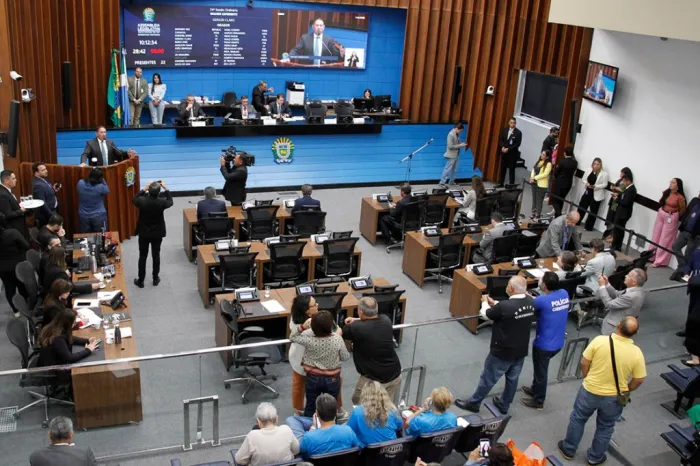 Projeto que prevê recurso a fundos de crianças e idosos na pauta desta quinta-feira