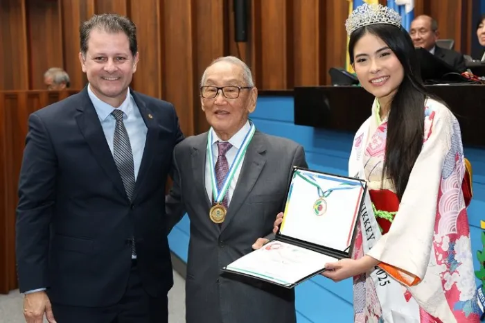 RENATO CÂMARA HOMENAGEIA TRAJETÓRIAS INSPIRADORAS DA COLÔNIA JAPONESA NA ASSEMBLEIA