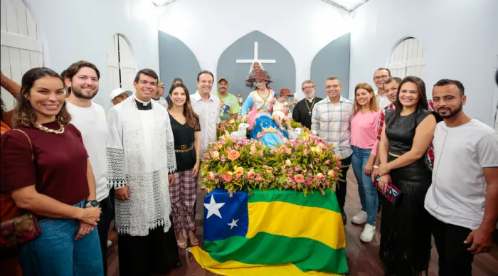 Governador acolhe imagem de Nossa Senhora Divina Pastora, padroeira de Sergipe