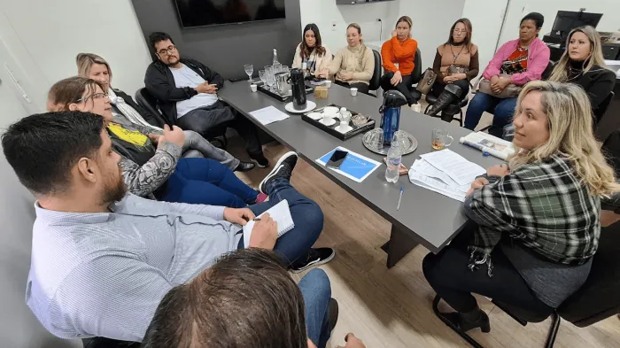 Assistência Social, CMDCA e conselheiros debatem alternativas