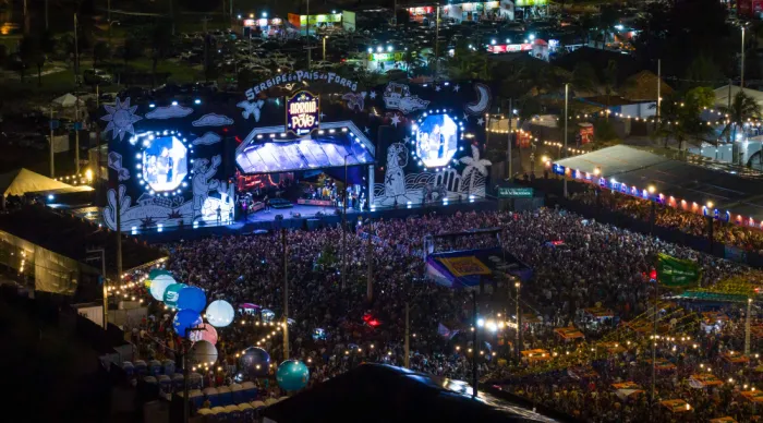 Noite reuniu mais de 37 mil pessoas na arena de shows/Foto: Ronnie Donald