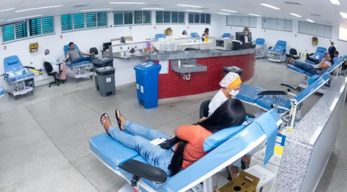 Hemose está com estoque baixo e precisa de doadores de sangue fator Rh negativo
