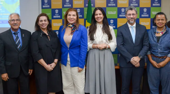 Governo do Estado e TJSE promovem curso de práticas restaurativas para profissionais do programa 'Acolher'