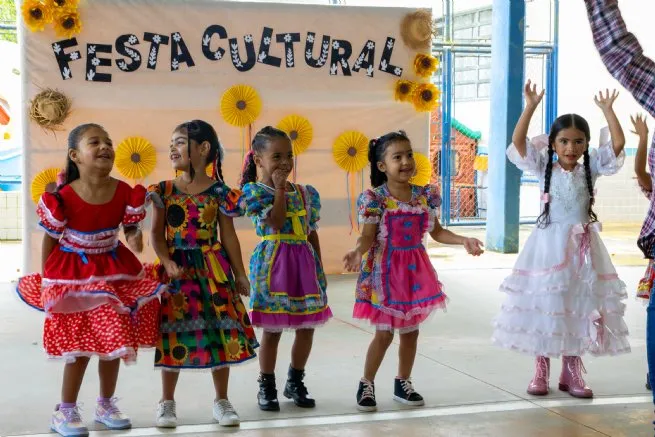 Festas de Cultura Popular animam escolas municipais de São Sebastião