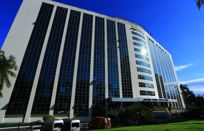 Decreto do Governo de Goiás publicado nesta segunda-feira (30/06) permite a instalação de novos leitos para pacientes com Srag (Foto: Secom)