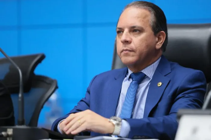 Fidelização em contratos é proibida em MS, e Coronel David propõe lei para assegurar aviso