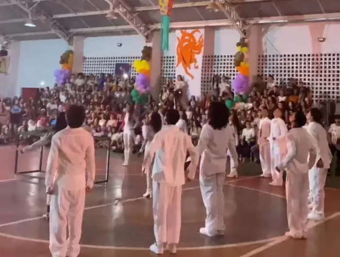Estudantes da rede estadual encantam o Brasil com performance em homenagem a Lady Gaga