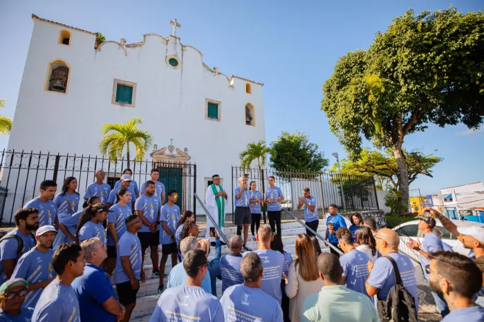Prefeitura de Lauro de Freitas entrega Fogo Simbólico a Simões Filho