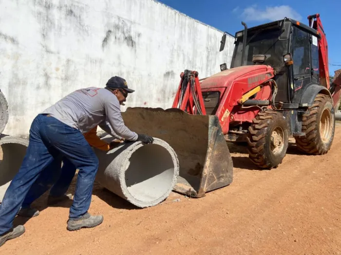 Obras: Serviços de melhoria da infraestrutura urbana avançam nos bairros da cidade