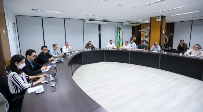 Reunião de alinhamento com governador debate cronograma da Educação em Sergipe no segundo semestre de 2025