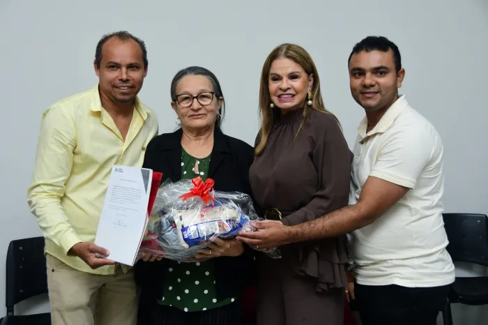 Governo do Estado distribui alimentos arrecadados no 40º Salão do Artesanato com entidades filantrópicas