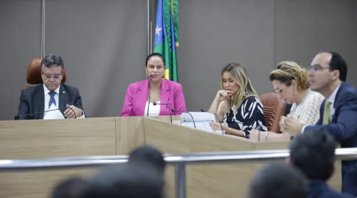 Equilíbrio das finanças do Estado é destacada pela secretária da Fazenda em apresentação na Alese / Fotos: Jadilson Simões/Agência Alese