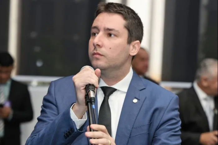 Deputado estadual cria programa que assegura direitos das pessoas com câncer em MS