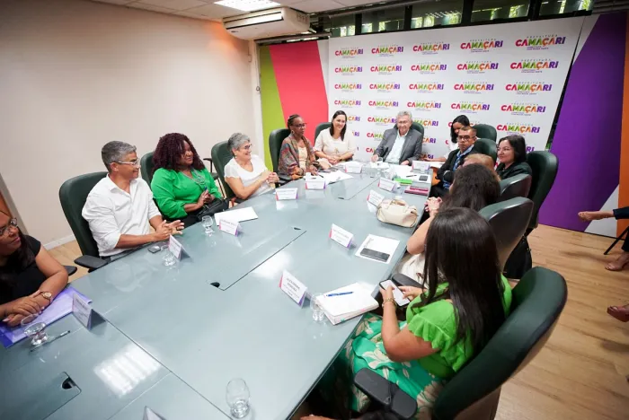 Em reunião, comissão de gestores escolares coloca em pauta fortalecimento da rede municipal