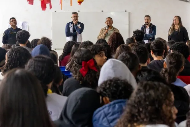 Estudantes de Barra do Una participam de formação do projeto Jovens em Ação