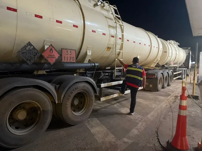 Sefa apreende 61.780 litros de etanol em Dom Eliseu 