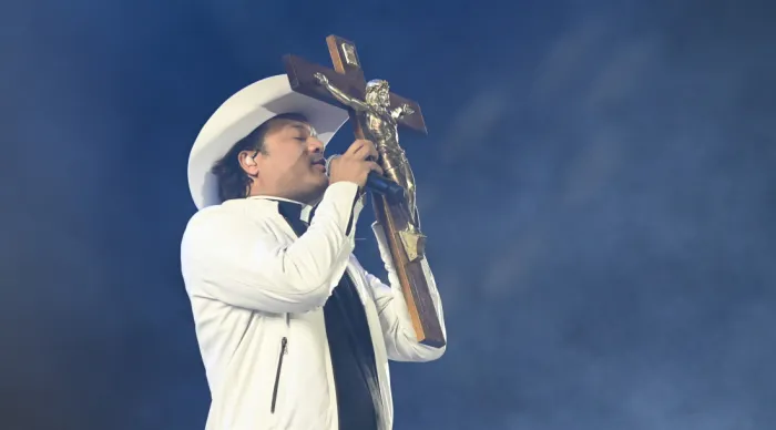 Pe. Alessandro Campos foi a atração mais aguardada da noite/Foto: Erick O'Hara