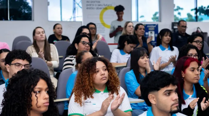 SES faz integração e recepciona novos jovens aprendizes no Centro Administrativo da Saúde