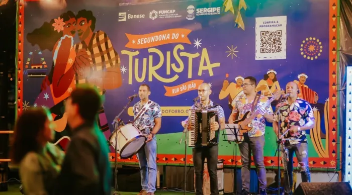Segundona do Turista anima véspera de feriado com forró e tradição na Rua São João