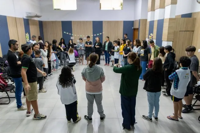 Formação do projeto RegenerAção inspira alunos a refletirem sobre futuro, natureza e comunidade