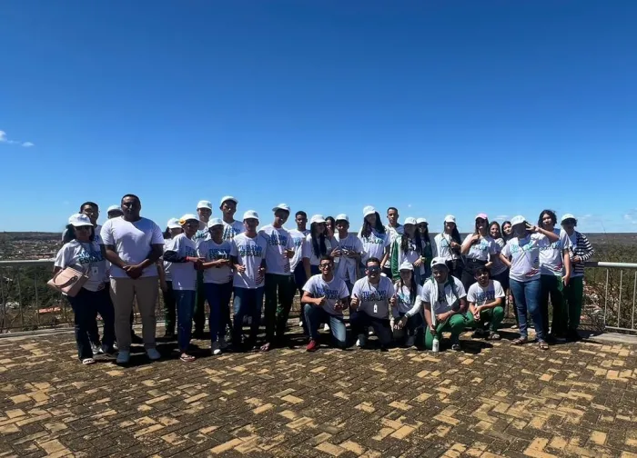 Estudantes do Ceti Marcos Parente, de Picos, vivenciam imersão histórica em Oeiras
