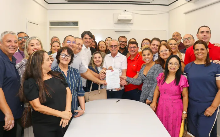 Prefeito sanciona Lei que equipara função de conselheiro tutelar a servidor comissionado