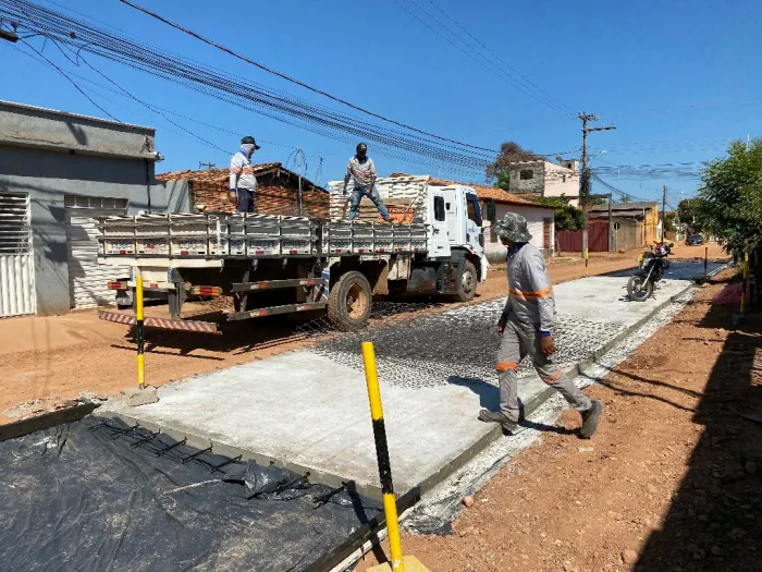 Obras: Sevop realiza pavimentação de ruas no bairro Liberdade