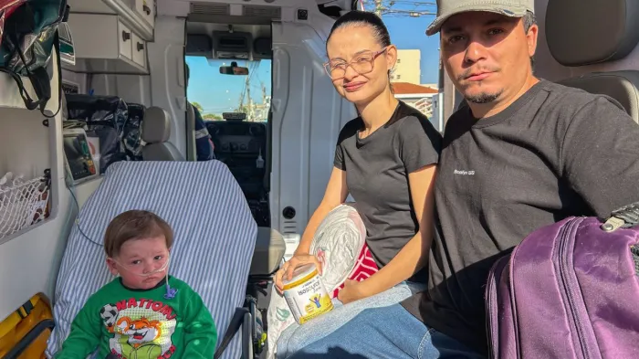 SAMU transporta criança com síndrome rara para consulta em São Paulo