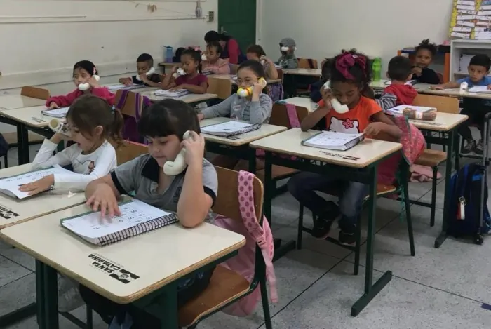 Escolas estaduais exaltam resultados positivos do método IntraAct de alfabetização em SC
