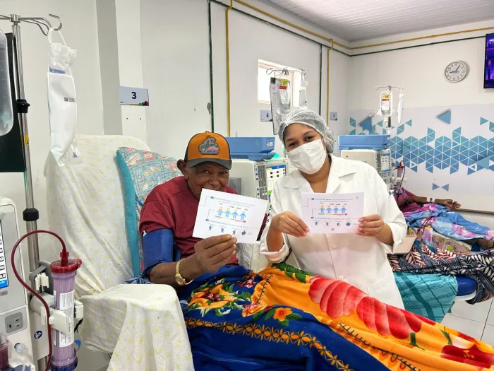 Roda de conversa aborda controle do peso em pacientes no Centro de Hemodiálise de Presidente Dutra