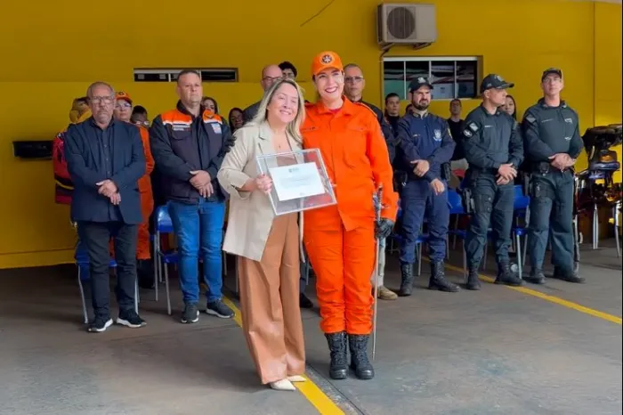 Lia Nogueira participa de posse da nova comandante do 2º GBM em Dourados