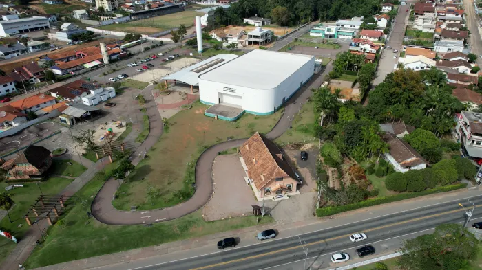 Udesc Alto Vale e Coordenadoria Regional de Educação de Ibirama promovem formação para 800 professores da rede estadual