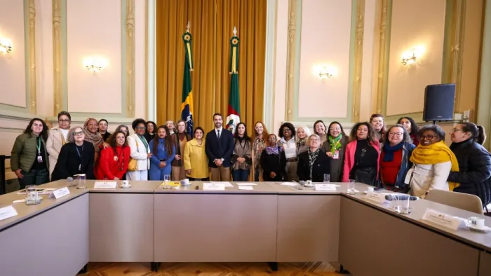 Reunião do governador com deputadas, movimentos sociais e secretários reafirma compromisso para proteção feminina -Foto: Vitor Rosa/Secom