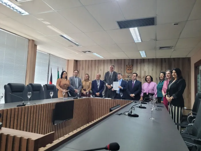 Seap Paraíba assina acordo interinstitucional para monitoramento eletrônico de agressores