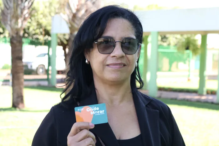 Agehab entrega 45 cartões do Aluguel Social em Palestina de Goiás nesta quarta-feira (16/07) (Fotos: Edgard Soares e Octacílio Queiroz)