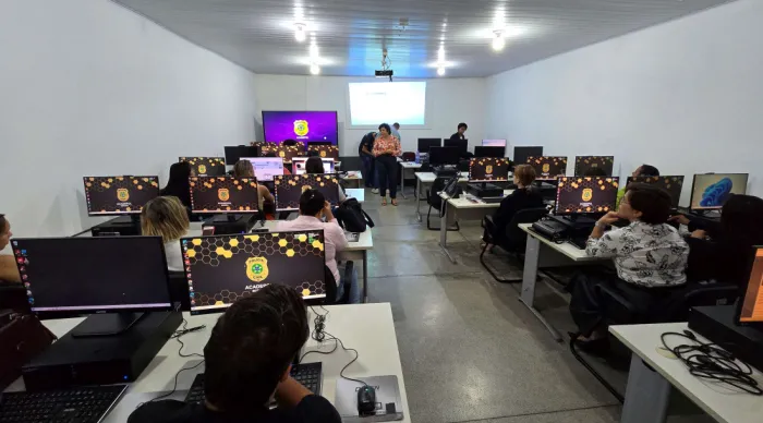 Governo de Sergipe amplia formação de multiplicadores e facilitadores da Delegacia Virtual da Mulher 