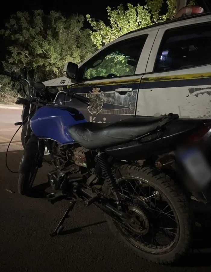 Polícia Militar recupera motocicleta furtada após tentativa frustrada de assalto a entregador em Ladário
