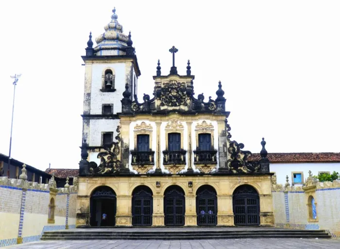Prefeitura realiza workshop para guias de turismo sobre Roteiro das Religiões