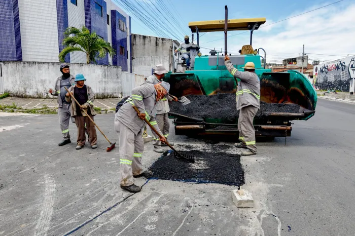 Prefeitura avança no Programa ‘Asfalto Novo’ com 252 ruas beneficiadas