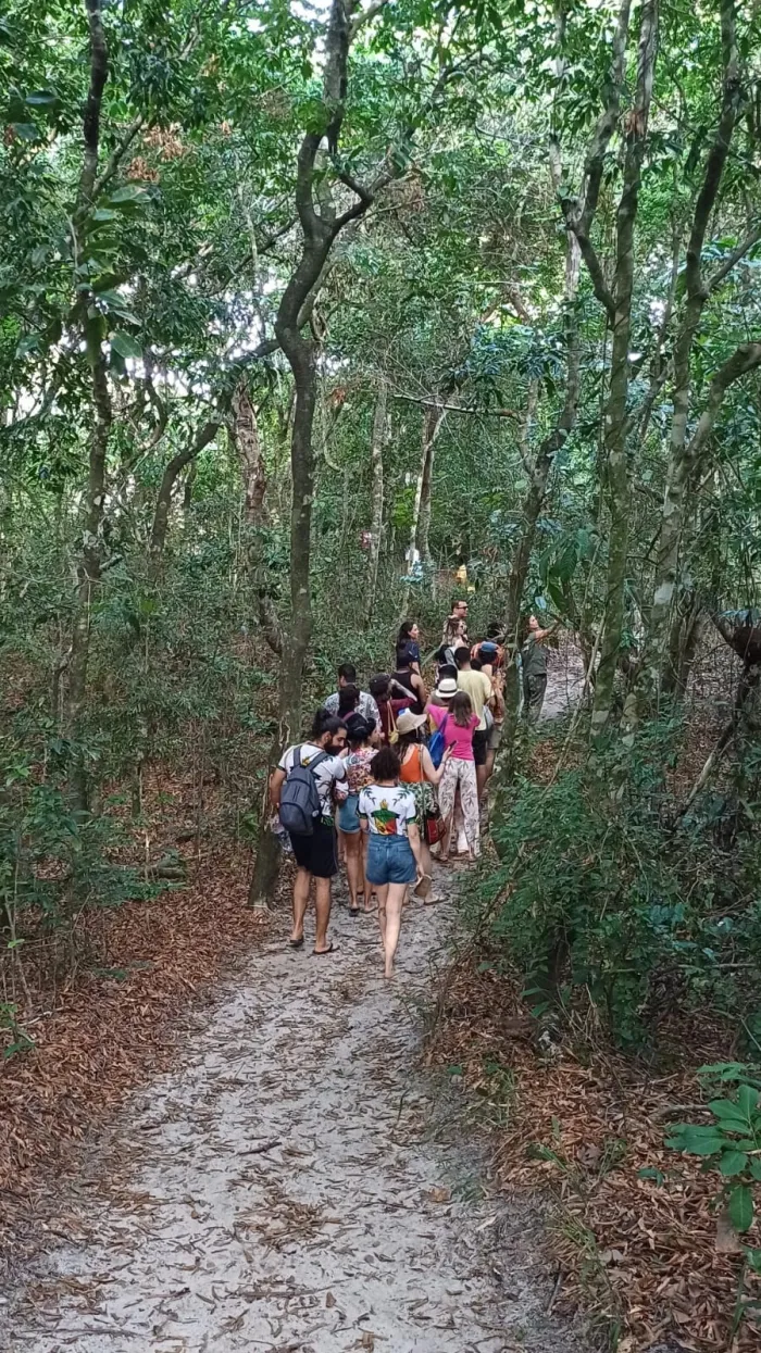 Parque Estadual de Itaúnas promove turismo consciente e trilha guiada em parceria com o FENFIT