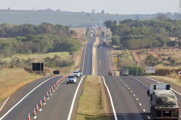 SP pra Toda Obra: Governo de SP entrega 29 km de duplicação da Rodovia SP-255 entre Rincão e Araraquara