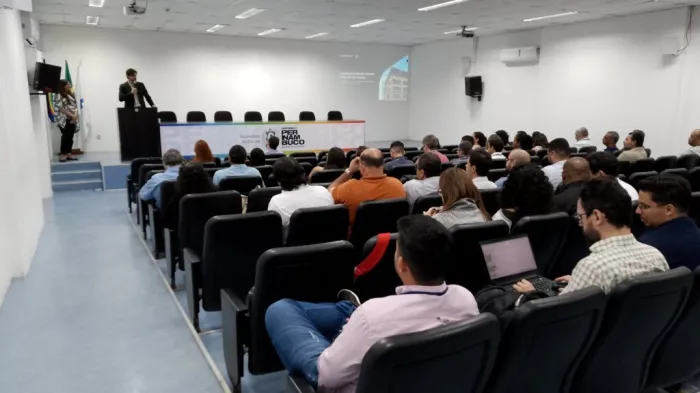 SES-PE realiza workshop com empresa global de tecnologia de engenharia, arquitetura e construção