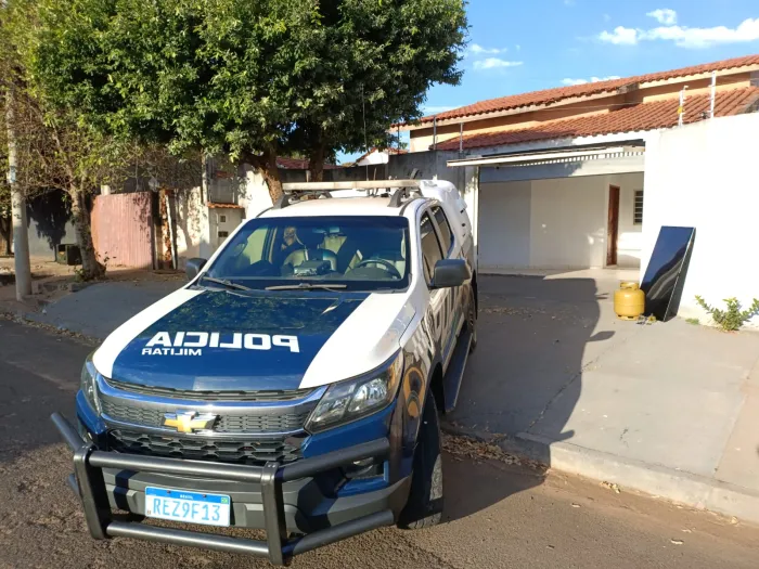 Polícia Militar em Três Lagoas realiza a prisão de autores de furto