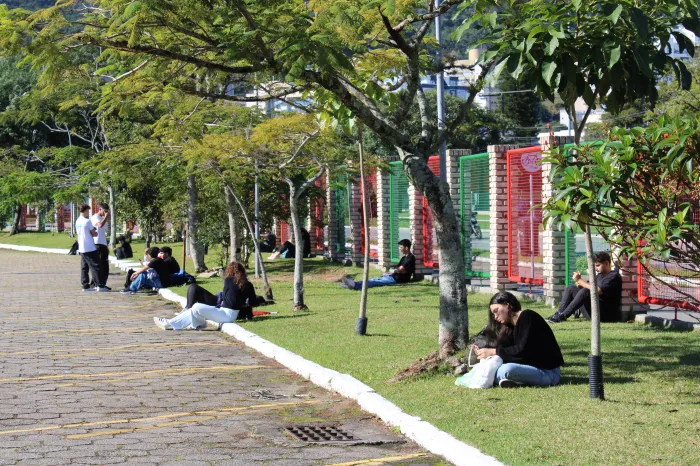 Udesc faz novas convocações para matrícula de classificados no Vestibular de Inverno 2025 e Sisu