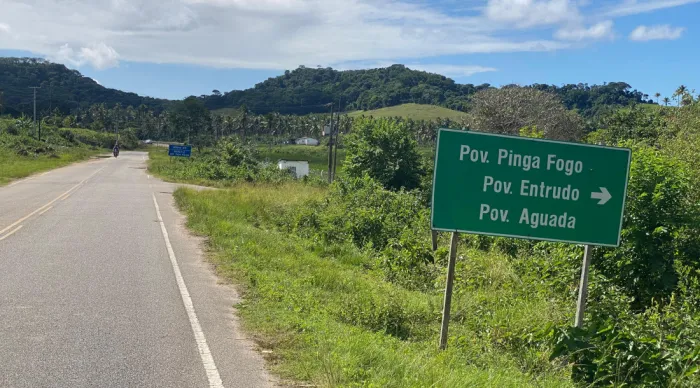 Moradores de General Maynard celebram via de acesso ao povoado Pinga Fogo